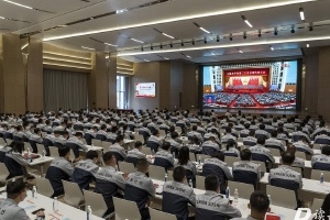 增底氣、強干勁！中國巨石黨員干部熱議黨的二十大報告