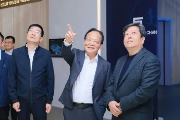國家市場監督管理總局總工程師黃國梁到中國巨石調研